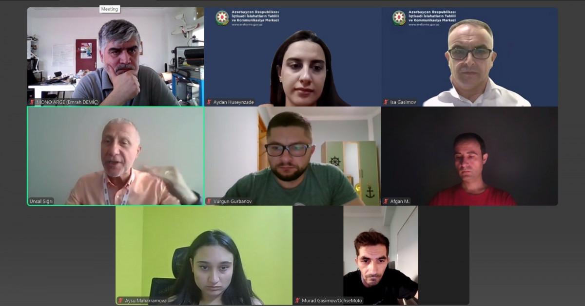 “Startup School 3” iştirakçıları liderlik və komanda idarəçiliyini öyrəniblər