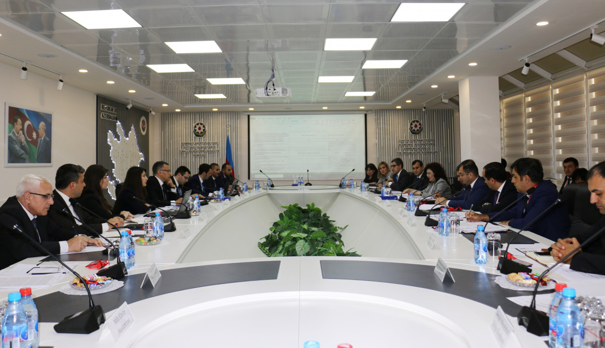 Strateji yol xəritələrinin icra vəziyyəti müzakirə olunub