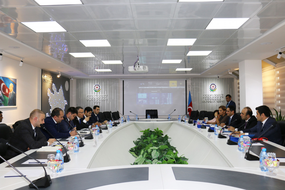İİTKM ilə Beynəlxalq Bank arasında birgə əməkdaşlığa dair görüş keçirilib