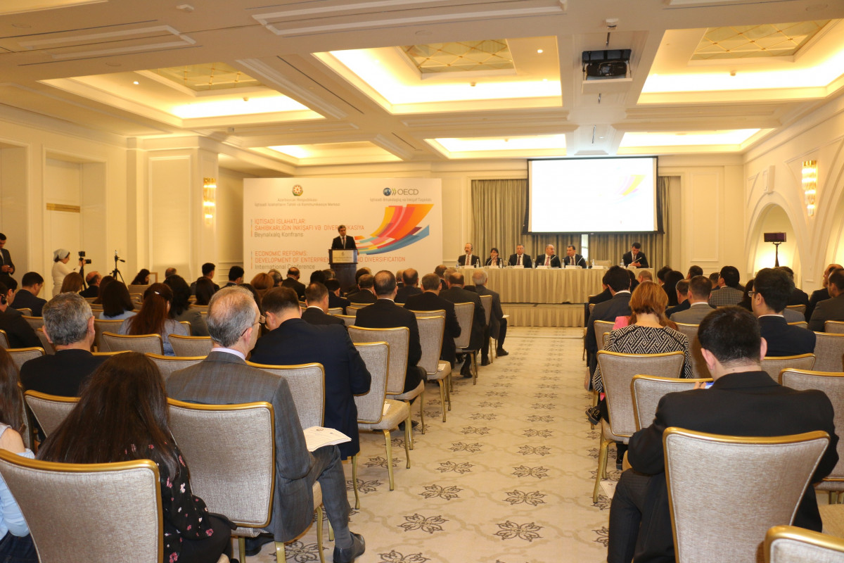 “İqtisadi islahatlar: Sahibkarlığın inkişafı və diversifikasiya” adlı beynəlxalq konfrans keçirilib