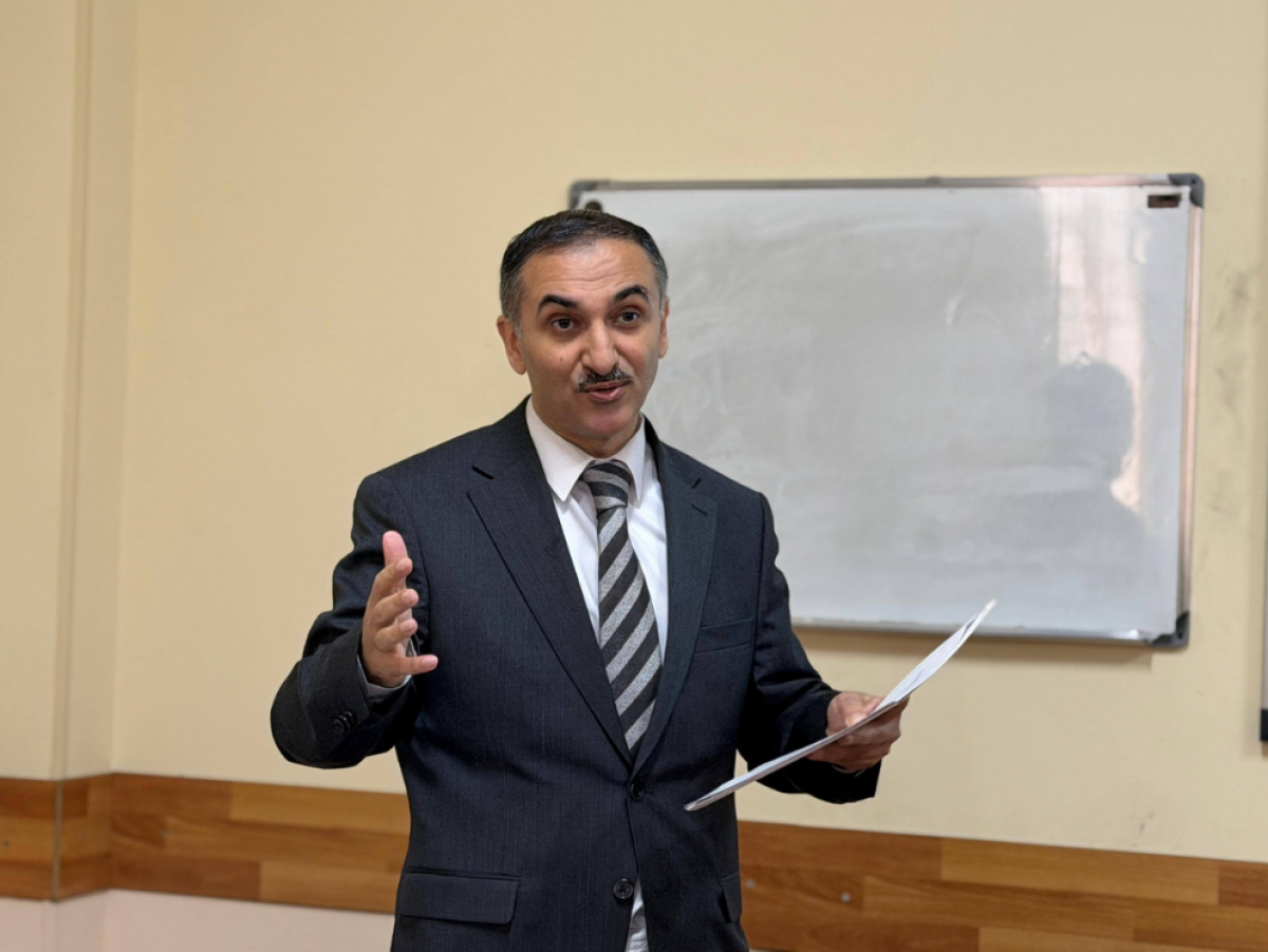 İİTKM-in icraçı direktorunun müavini BDU-da “Yaşıl enerji dəhlizləri” mövzusunda çıxış edib