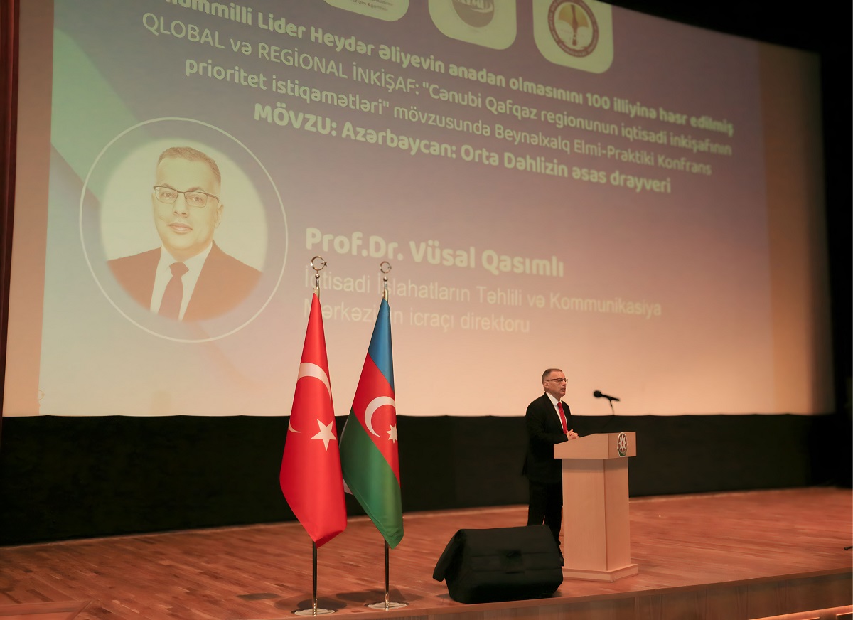 Vüsal Qasımlı beynəlxalq elmi-praktiki konfransda açılış nitqi ilə çıxış edib