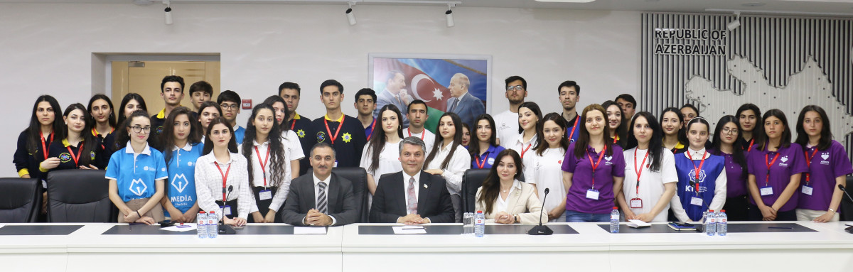 İİTKM-də  Milli Məclisin deputatı Məzahir Əfəndiyevlə könüllülərin görüşü olub