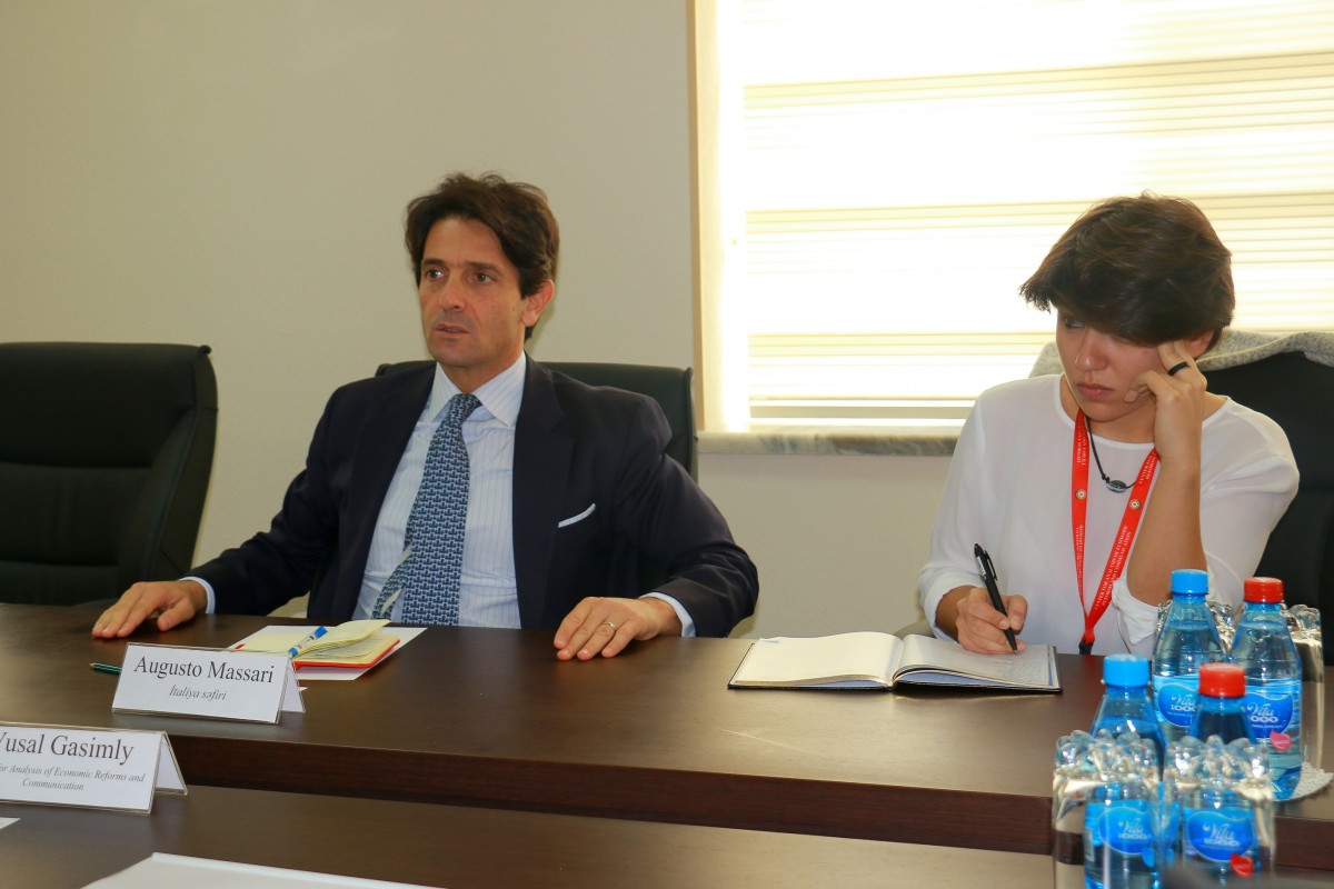 Visit of the Italian Ambassador to the Center for Analysis of Economic Reforms and Communication