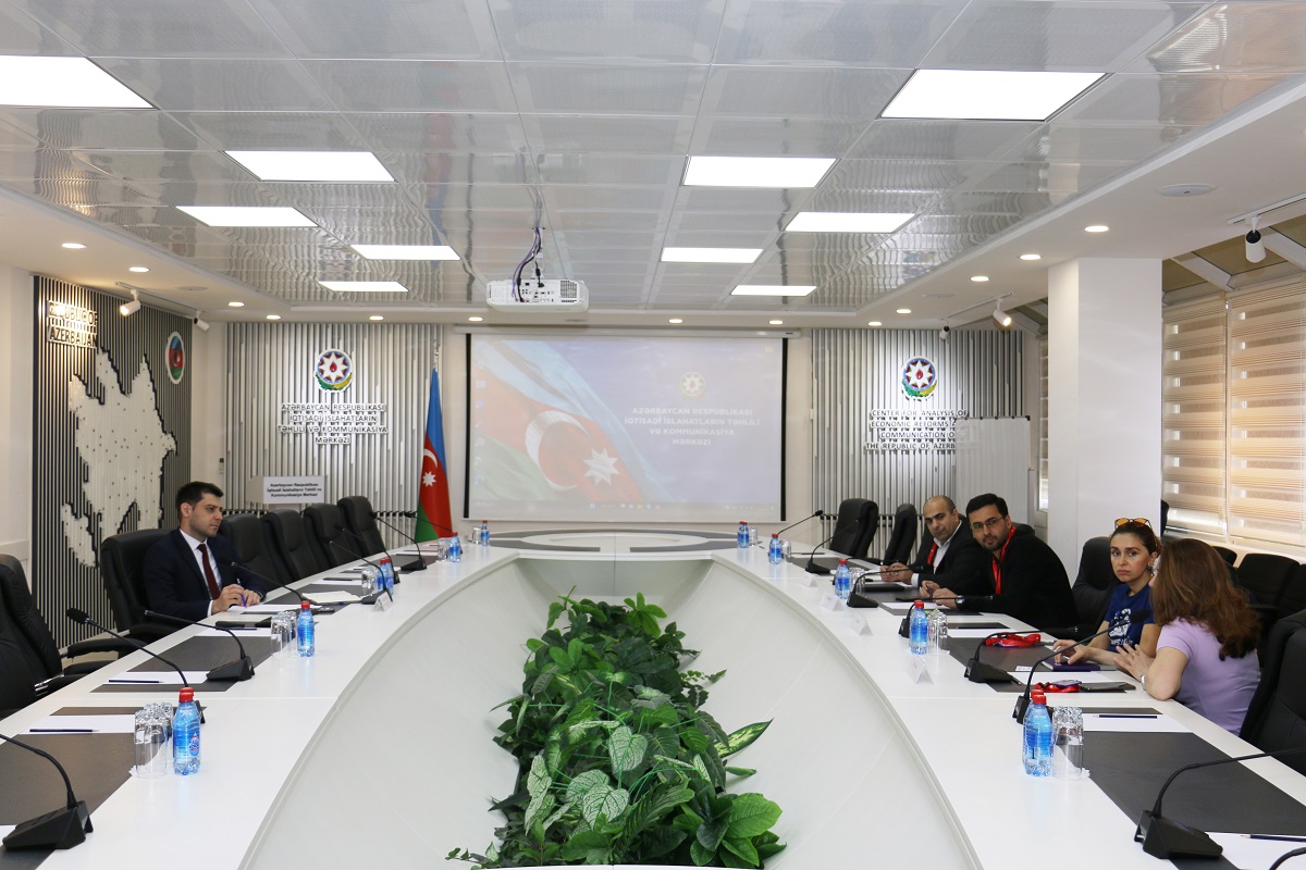 A meeting of representatives of companies producing tea, honey and confectionery products was held at CAERC