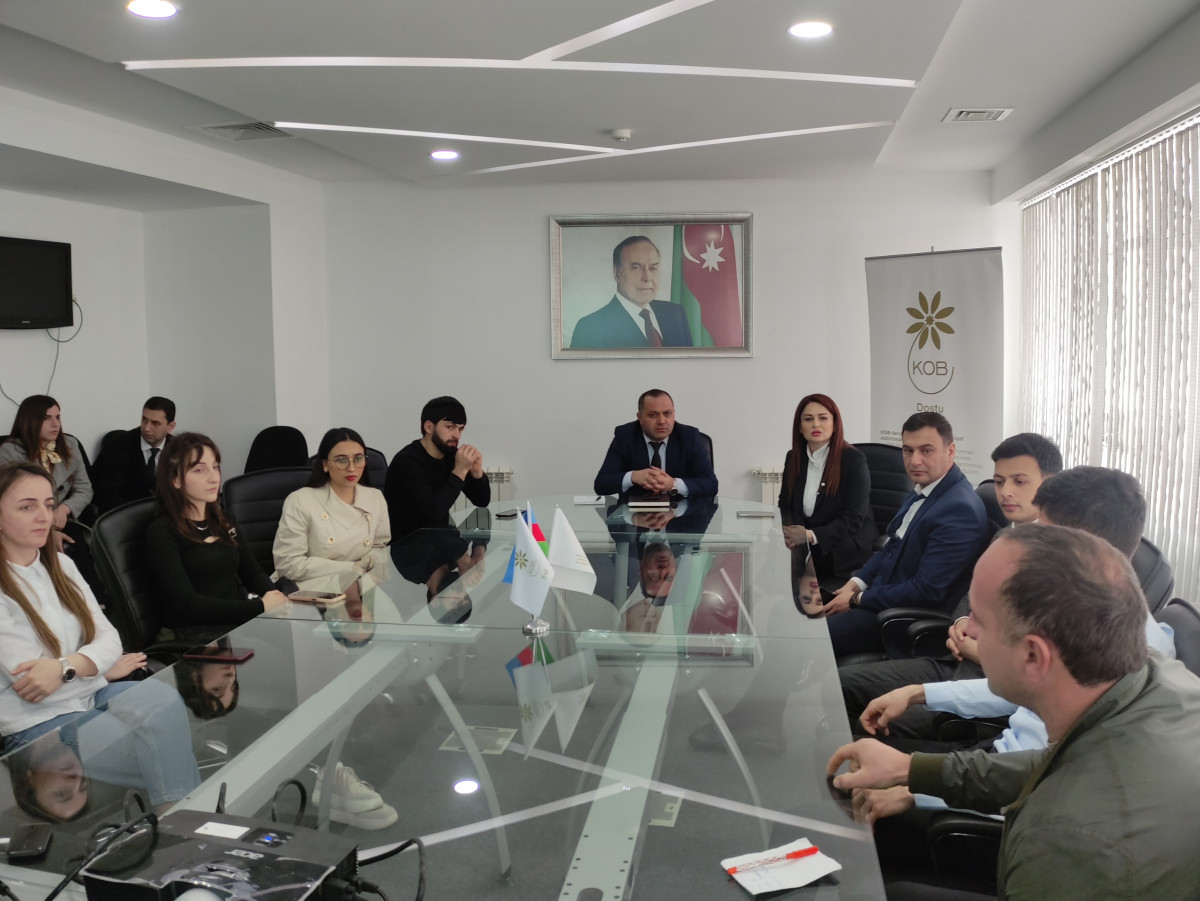 An info session was held at "Khachmaz SME House" regarding the "Startup School 2" project