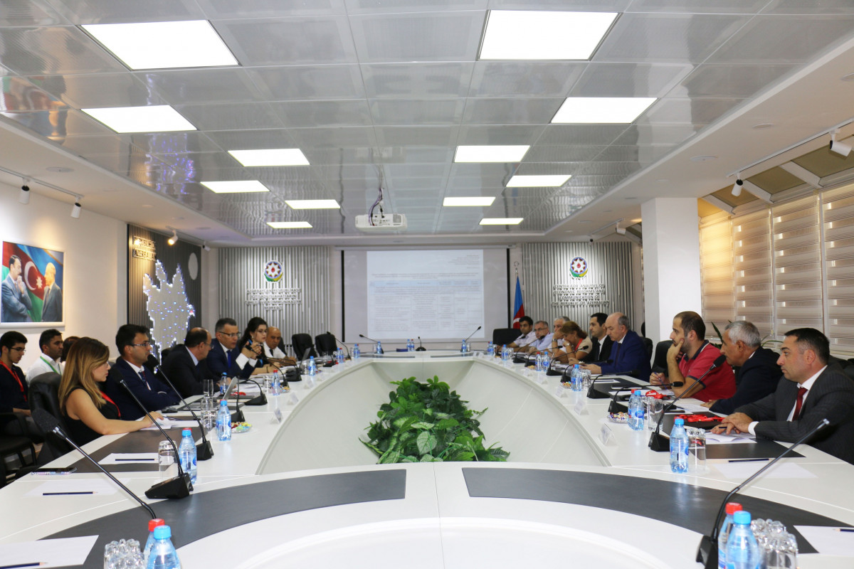 Biznes mühiti və beynəlxalq reytinqlər üzrə Komissiya yeni İcra və Kommunikasiya Planlarının icrasına start verir