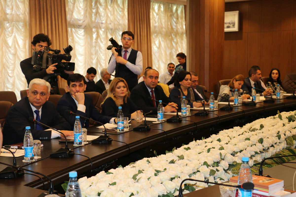 “Azərbaycanda iqtisadi islahatlar: vətəndaş cəmiyyətinin rolu” mövzusunda müzakirə keçirilib