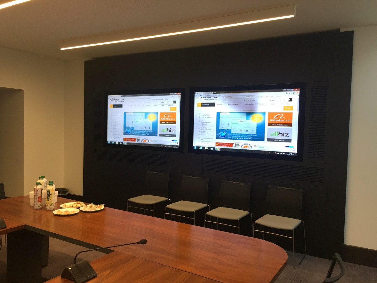 Azexport.az portalının İtaliyada təqdimatı keçirilib