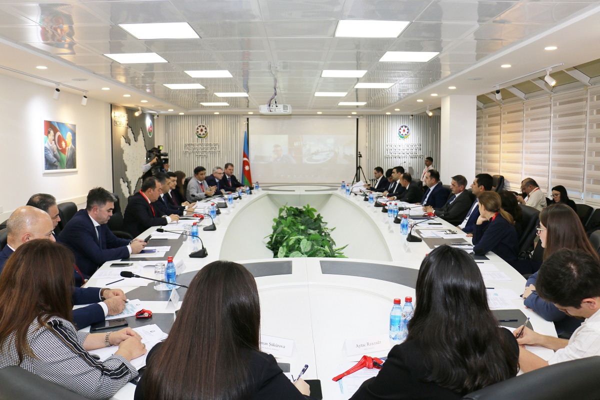 Discussions about World Bank's "Business Ready" (B-READY) report were held