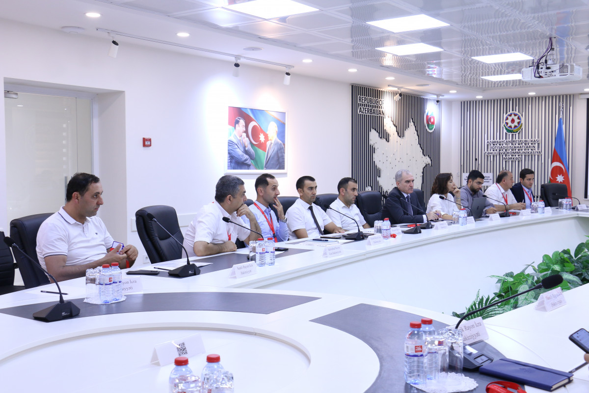 İİTKM-də “e-monitorinq” portalı üzrə yerli icra hakimiyyəti orqanlarının nümayəndələri üçün növbəti təlim keçirilib