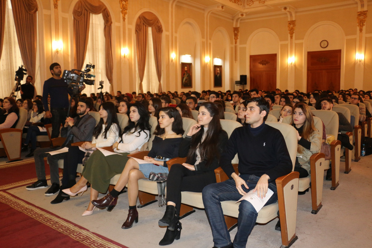 Enterprise Azerbaijan portalı UNEC-də startap təlimi keçirdi