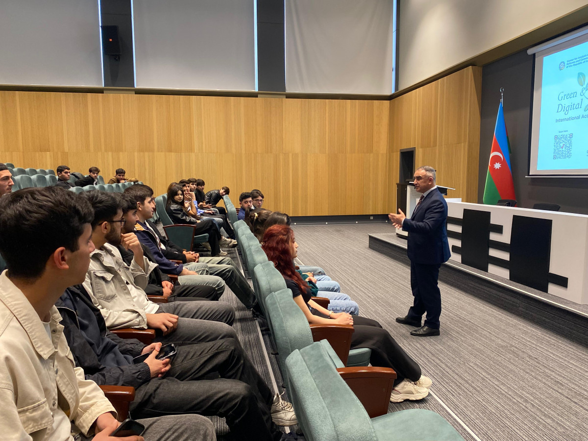 UNEC-də “Startup School 3” layihəsinin infosessiyası keçirilib