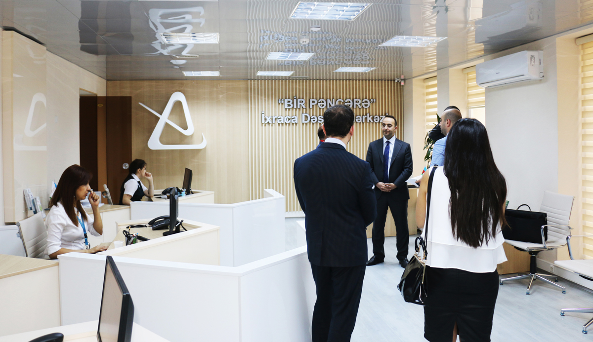 Entrepreneurs’ Familiarization Tour Held at the “One-Stop” Export Support Center