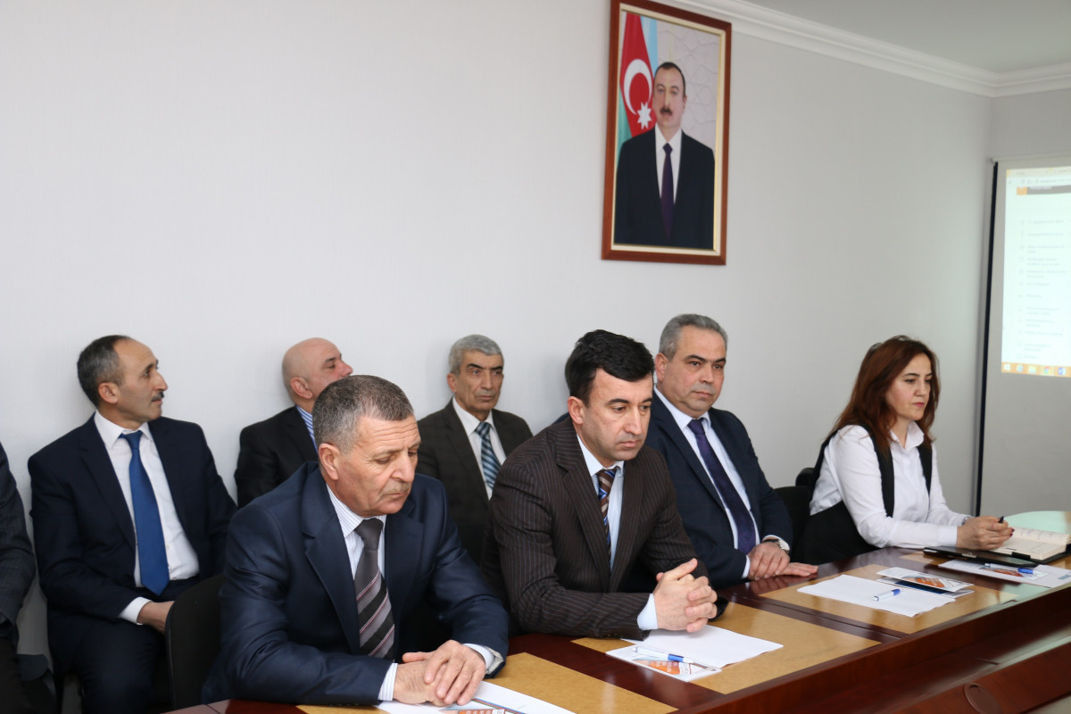 Azexport bölgə sahibkarları ilə görüşlərə başladı