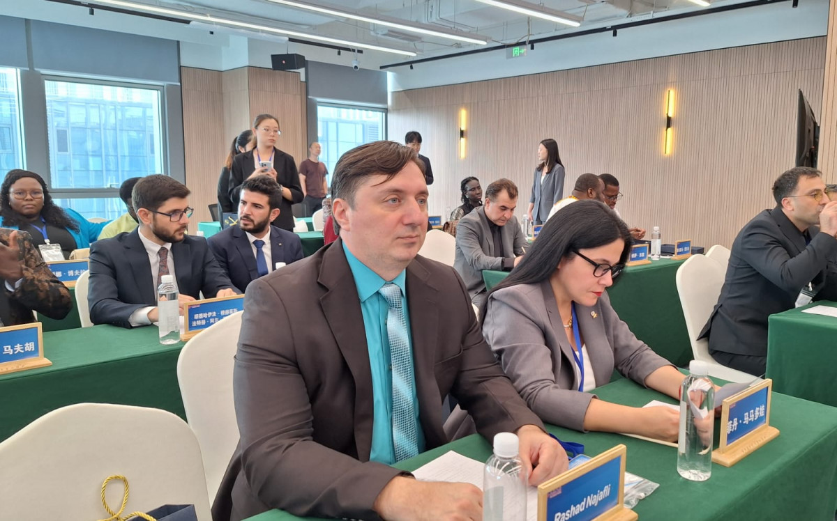 CAERC Employee participated in an International Seminar on E-Government and Digital Public Services in China