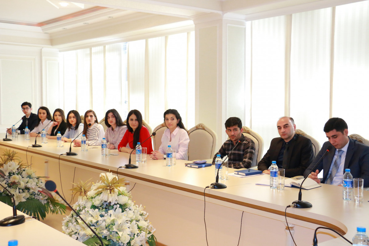 İİTKM-də ilk könüllülər məzun oldu