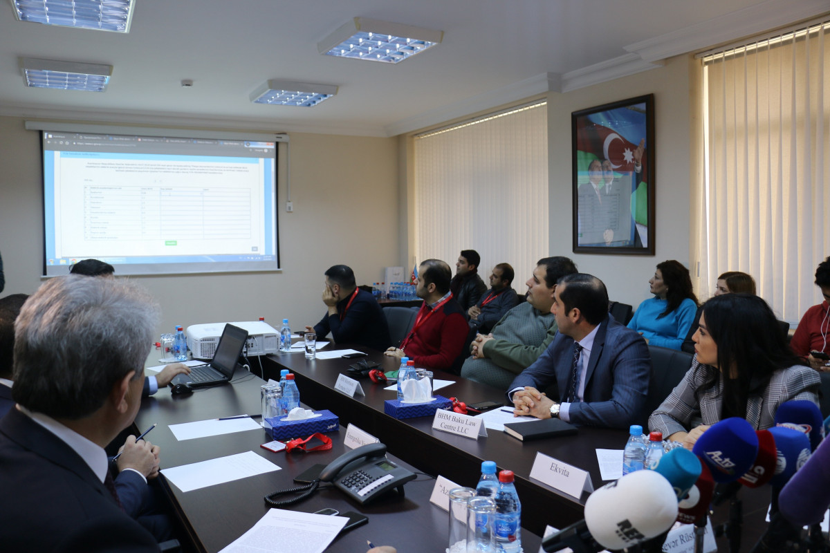 Sahibkarlıq obyektlərinin elektrik şəbəkəsinə qoşulması ilə bağlı həyata keçirilən islahatlar və elektron müraciətlərin təkmilləşdirilməsi istiqamətində görülən işlərə dair mətbuat konfransı keçirilib