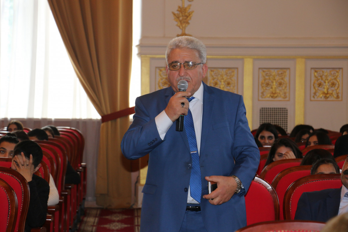 Public Lecture on Economic Reforms Held at Azerbaijan State Pedagogical University
