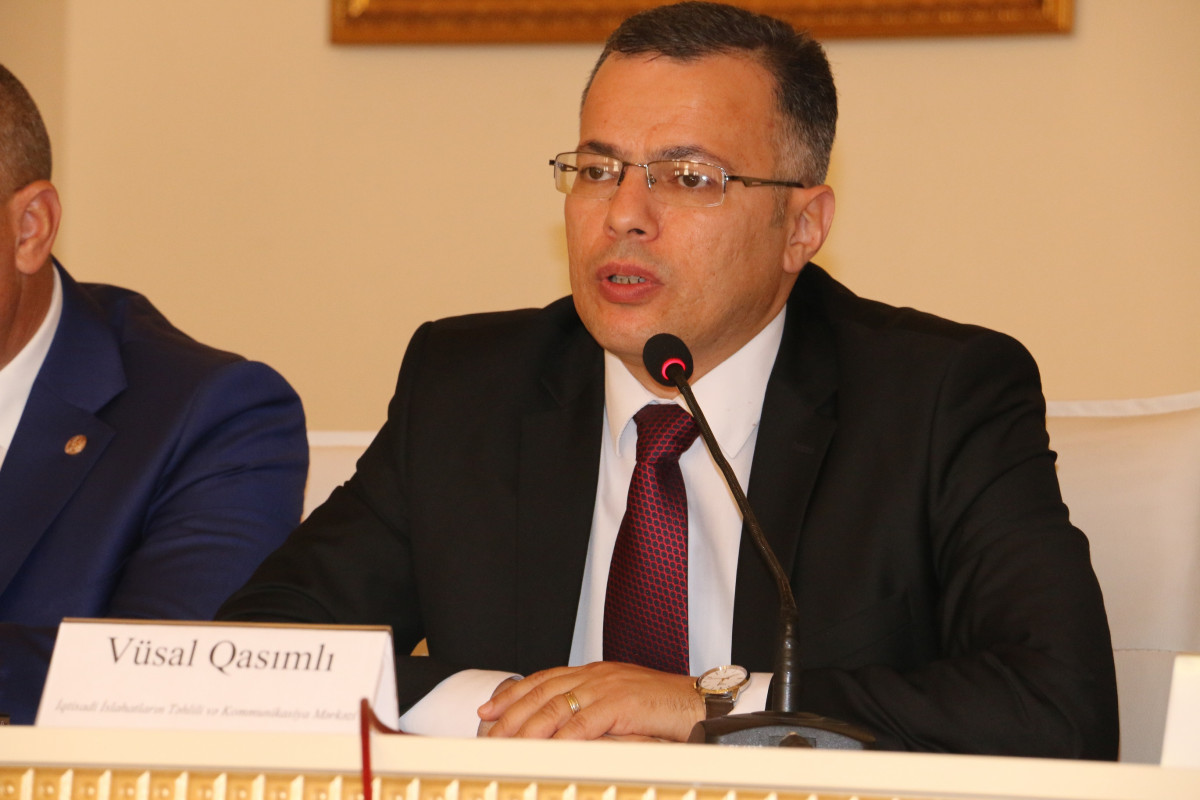 Qubada “Azərbaycanda iqtisadi islahatlar: Nailiyyətlər və perspektivlər” mövzusunda regional ictimai müzakirə keçirilib