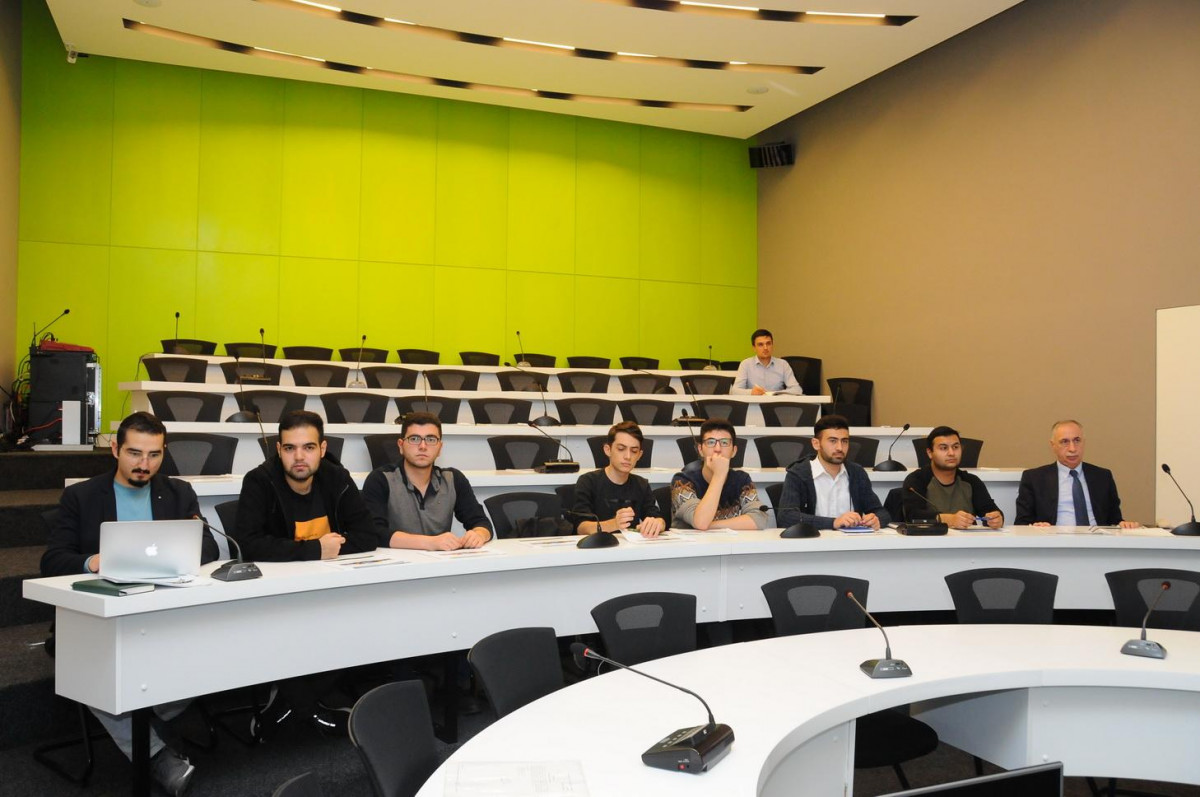 Enterpriseazerbaijan Portal Presented to the eazi START Startup School