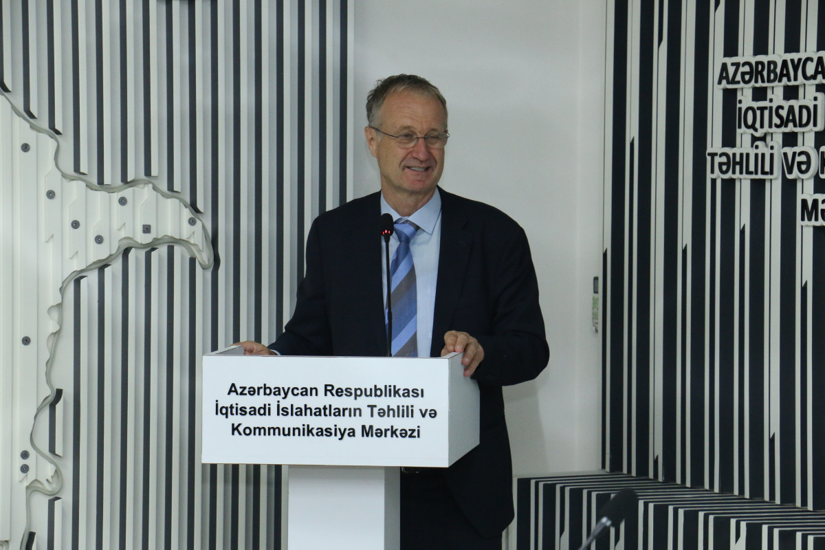 Beynəlxalq Valyuta Fondu İİTKM-də “Makroiqtisadi diaqnostika” üzrə təlimlərə başlayıb