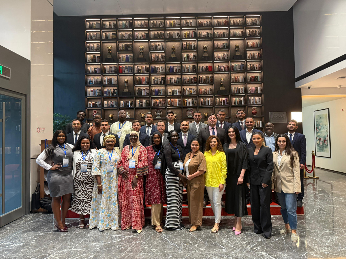 CAERC Employee participated in an International Seminar on E-Government and Digital Public Services in China