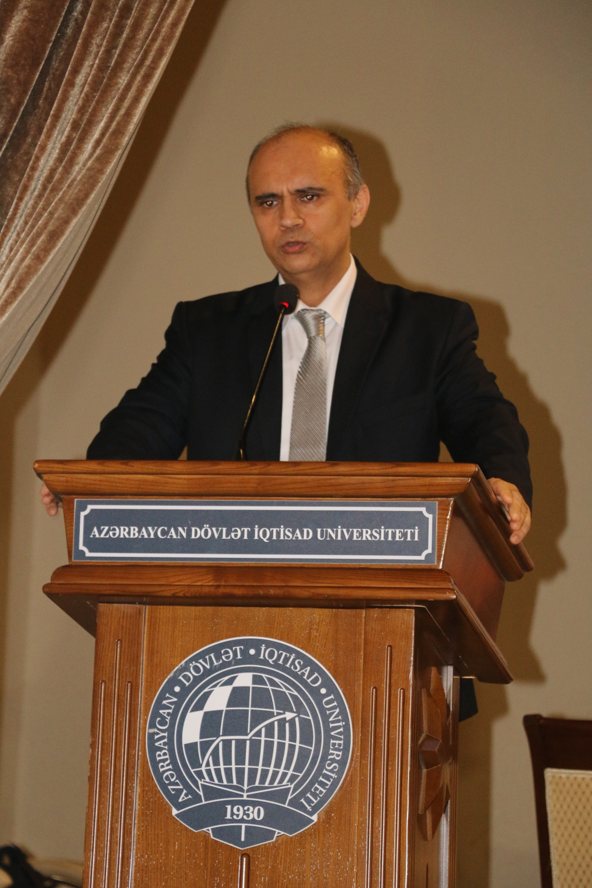 Enterprise Azerbaijan portalı UNEC-də startap təlimi keçirdi