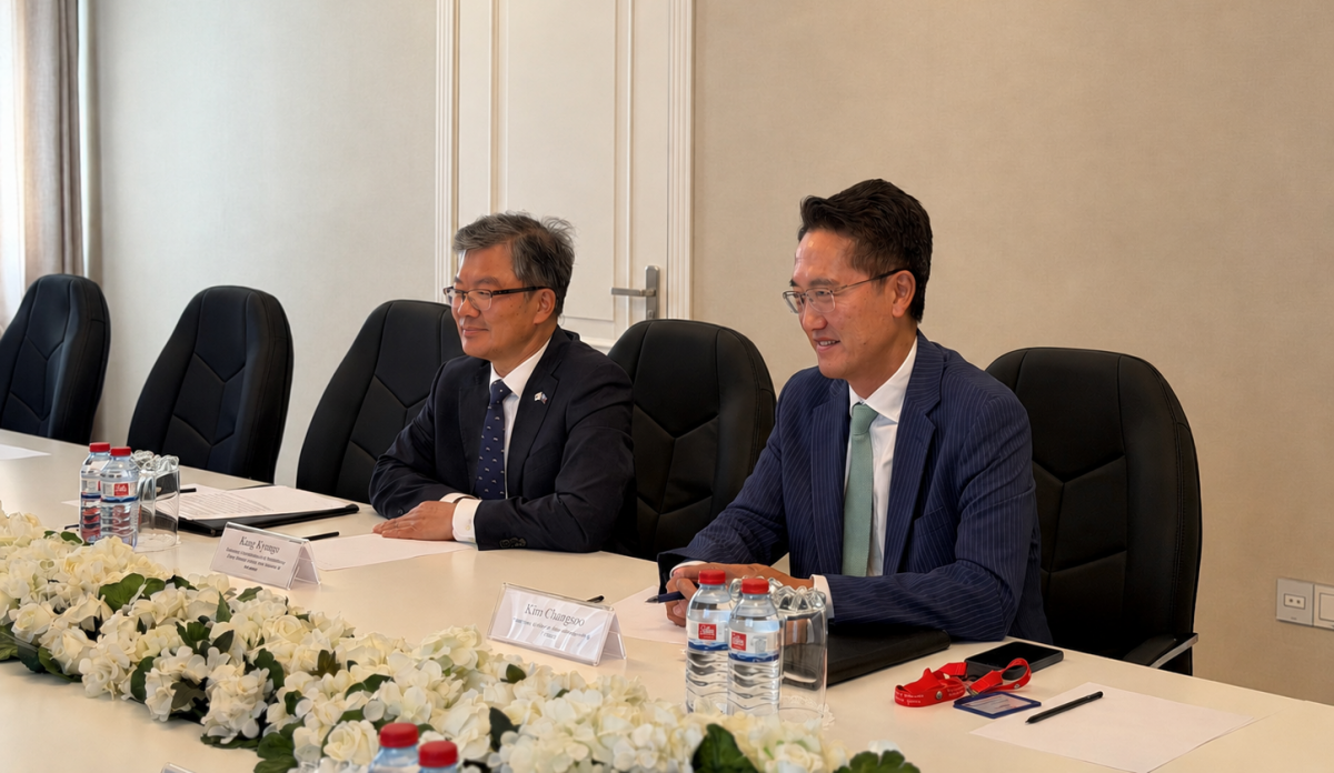 Vüsal Qasımlı Koreya Respublikasının Azərbaycandakı səfiri ilə Orta Dəhlizin perspektivlərini müzakirə edib