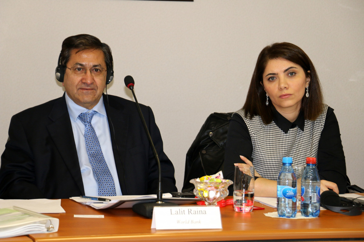 Banking Reforms Discussed at the Center for Analysis of Economic Reforms and Communication