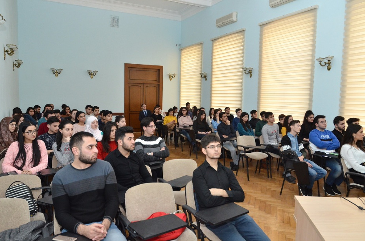 Azexport.az Dövlət İdarəçilik Akademiyasında e-ticarət təlimi keçirib