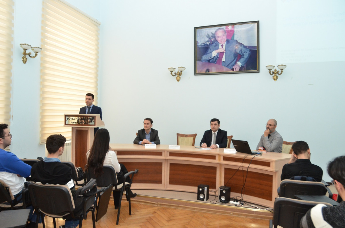 Azexport.az Dövlət İdarəçilik Akademiyasında e-ticarət təlimi keçirib