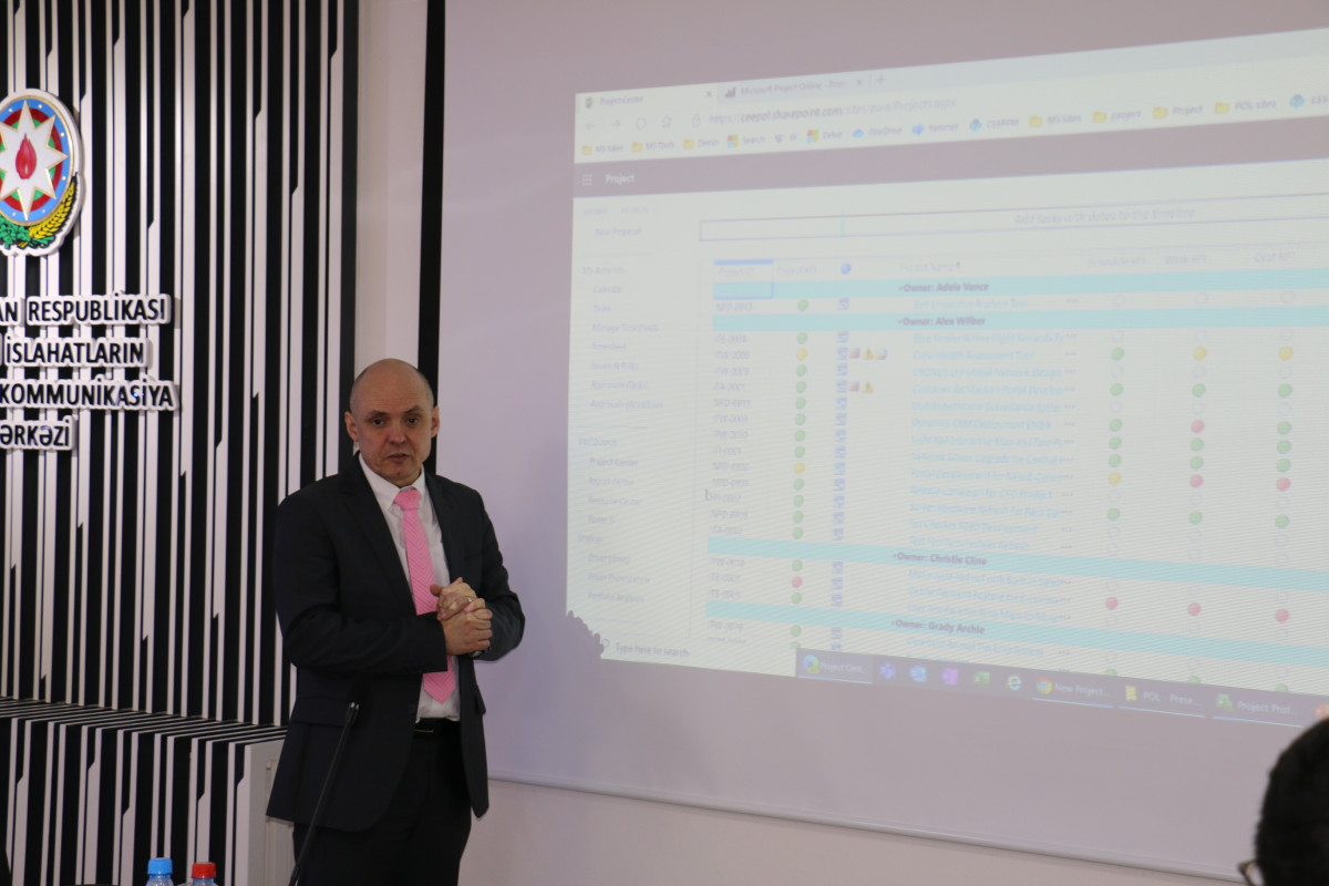 EnterpriseAzerbaijan.com and Microsoft Hold Training on Project Management