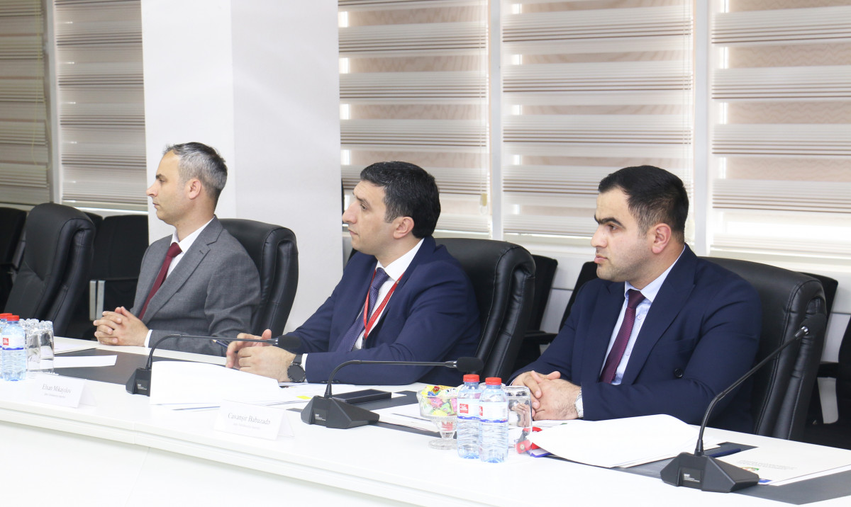 İİTKM-də qida təhlükəsizliyinin təmin edilməsinə dair dövlət proqramının icrası müzakirə edilib