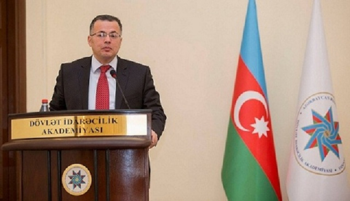 Dr. Vüsal Qasımlı ASAN könüllülərlə görüşüb