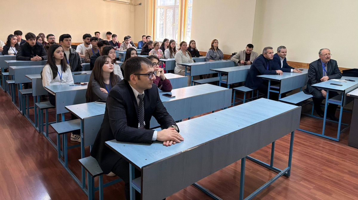 İİTKM-in icraçı direktorunun müavini BDU-da “Yaşıl enerji dəhlizləri” mövzusunda çıxış edib