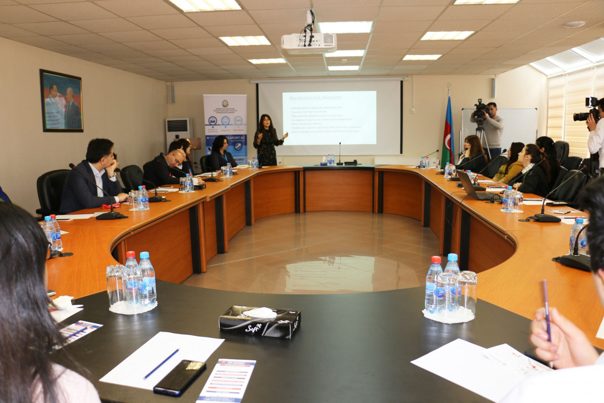 “Bir Pəncərə” İxraca Dəstək Mərkəzi “İxrac strategiyası” mövzusunda təlim keçirib