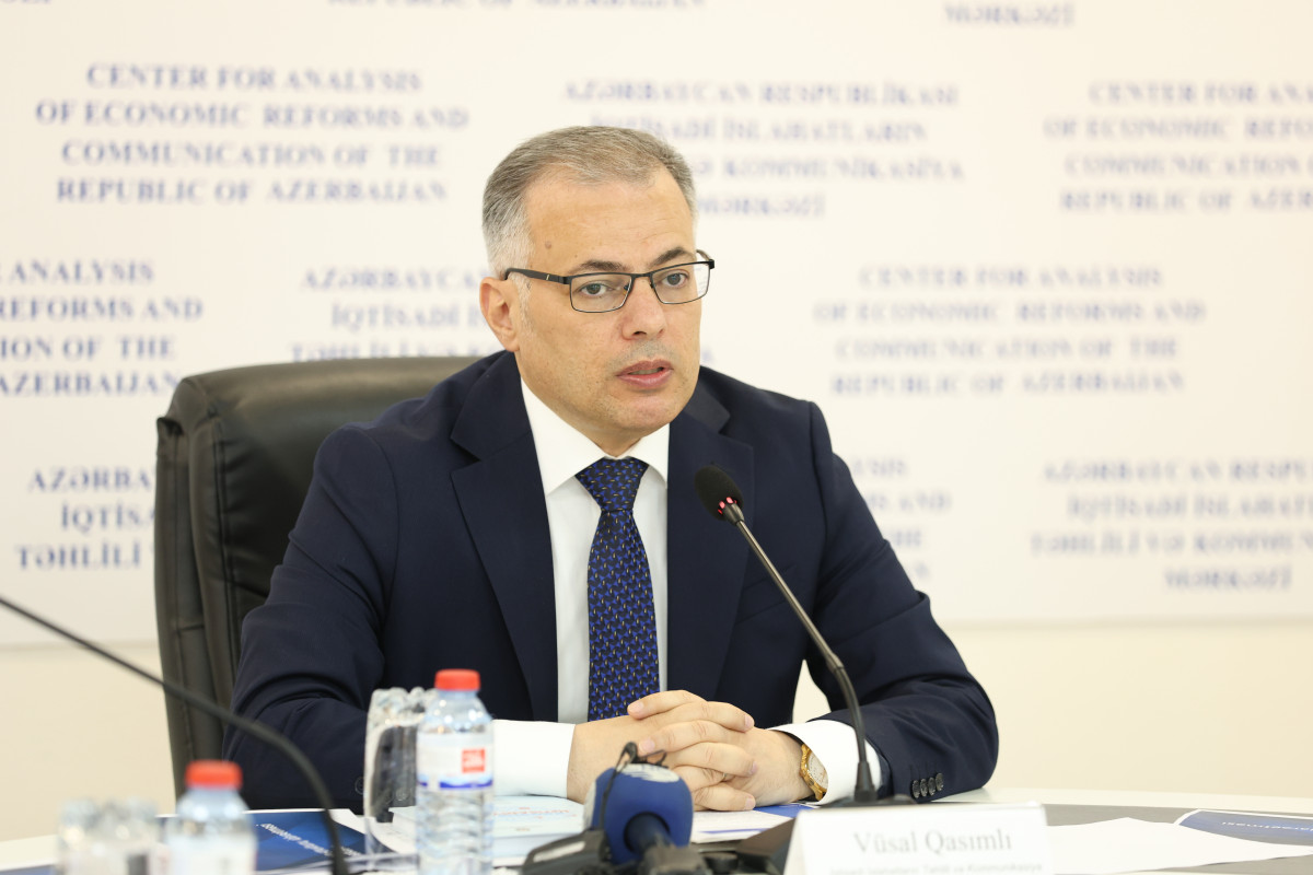 İİTKM-də “Rəqəmsal arxitektura: Proqram idarəetməsi və nəticəəsaslı yanaşma” mövzusunda dəyirmi masa keçirilib