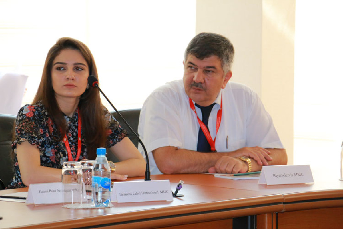 “Bir Pəncərə” İxraca Dəstək Mərkəzində ixracatçılarla görüşlərə başlanıldı