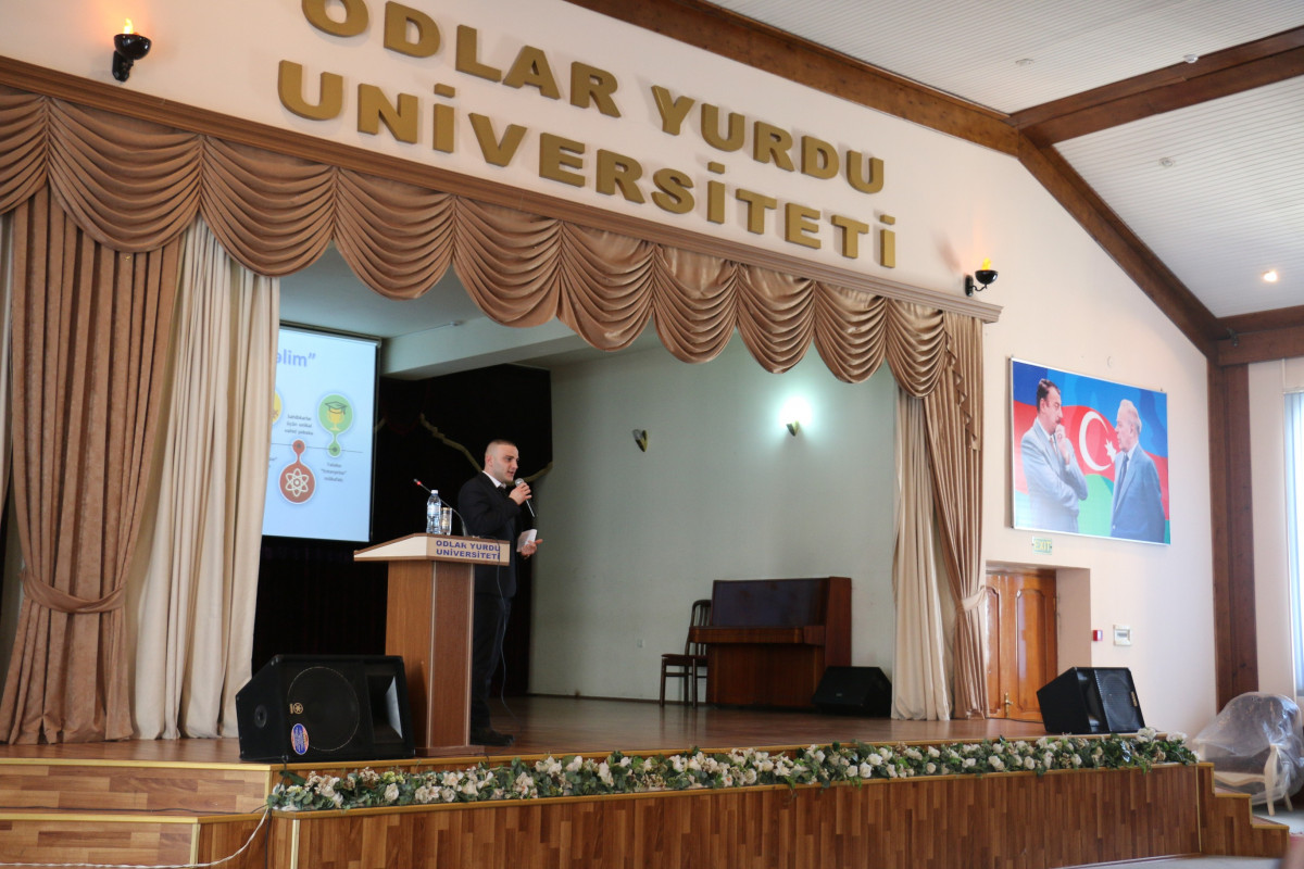 EnterpriseAzerbaijan.com portalı “Odlar Yurdu” Universitetində startap təlimi keçirdi