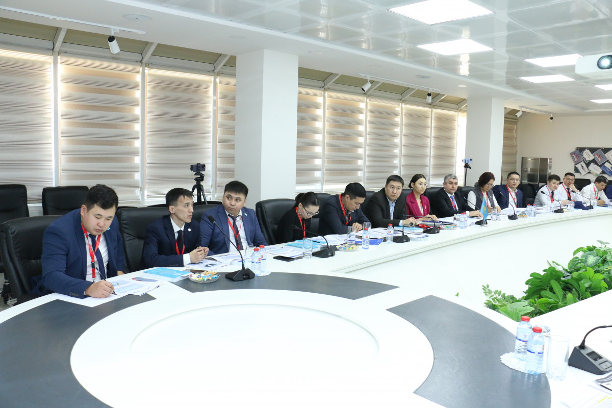 Innovative technologies applied in public administration presented to Kazakh civil servants at CAERC