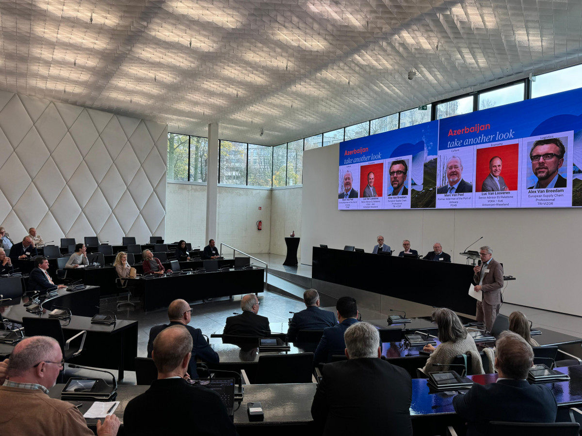 Vüsal Qasımlı Belçikada Azərbaycanın biznes mühitinin imkanlarını təqdim edib