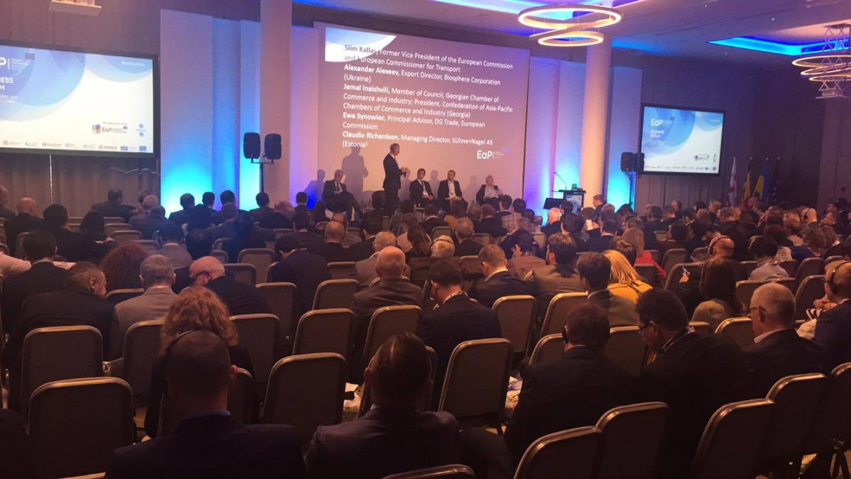 Vüsal Qasımlı Estoniyada “Şərq Tərəfdaşlığı üzrə IV Biznes Forum” da iqtisadi islahatlardan danışıb