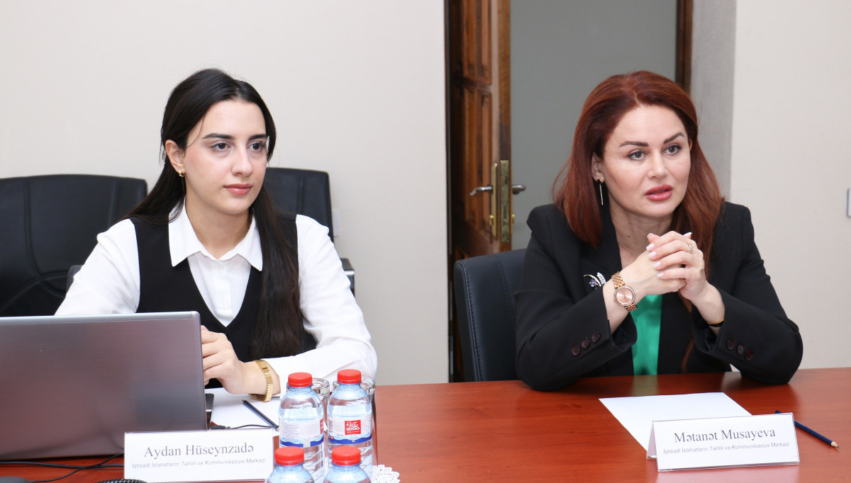 A meeting was held between the "Enterprise Azerbaijan" portal and a investor company