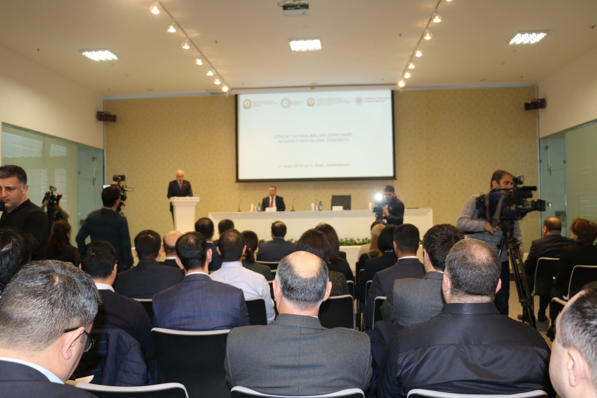 İİTKM-in icraçı direktoru Vüsal Qasımlı Vahid Satınalma Portalının Təqdimatında çıxış edib