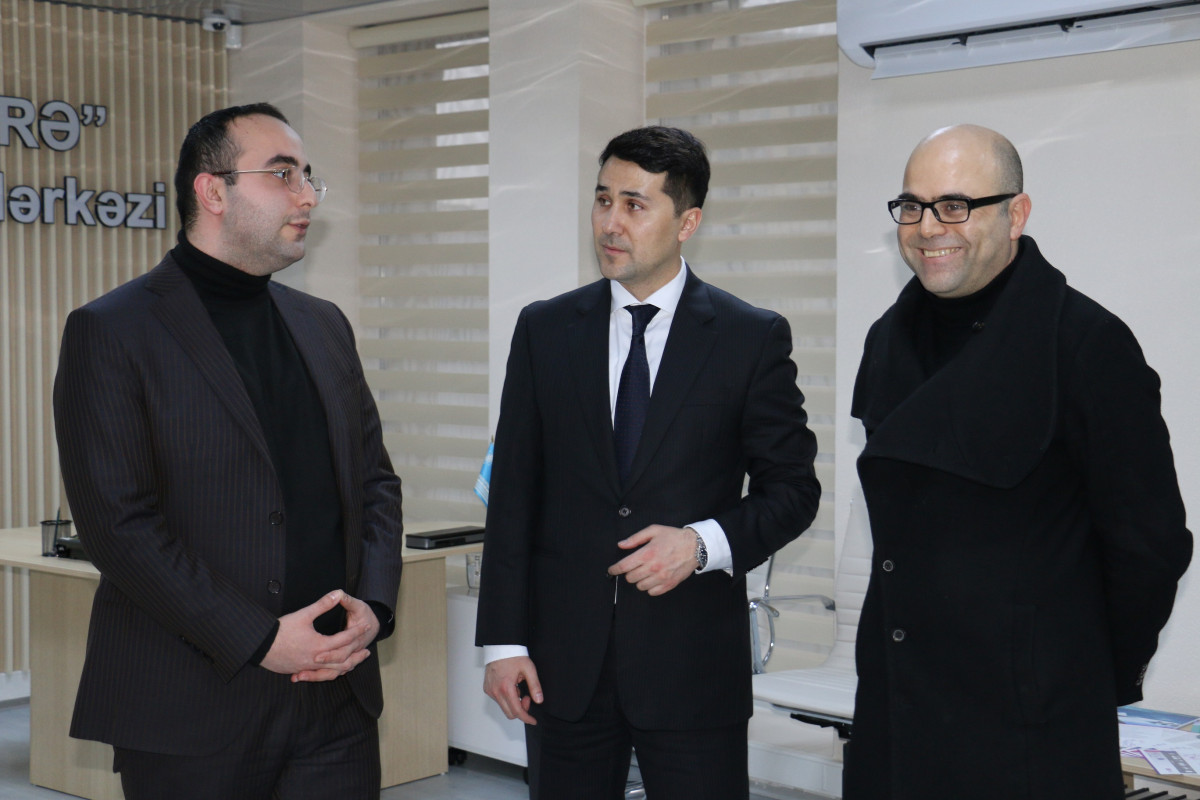 Representatives of International Organizations Visit the “One-Stop” Export Support Center