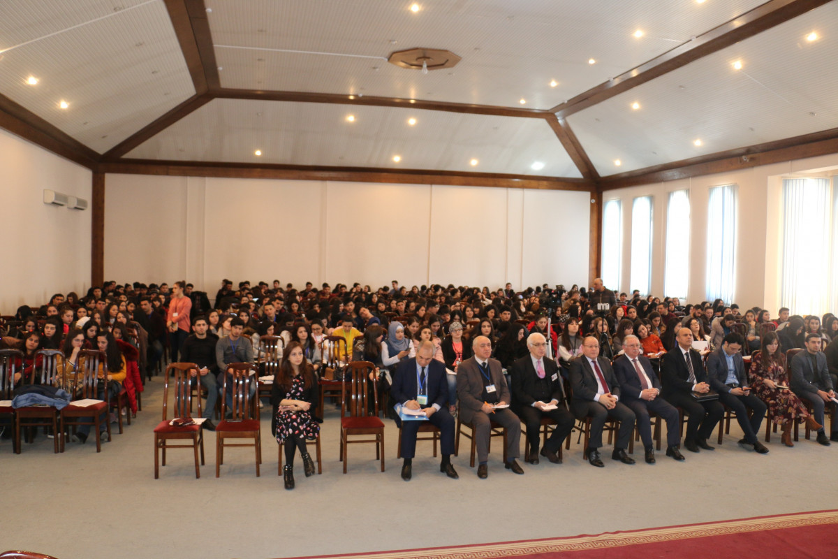 EnterpriseAzerbaijan.com portalı “Odlar Yurdu” Universitetində startap təlimi keçirdi