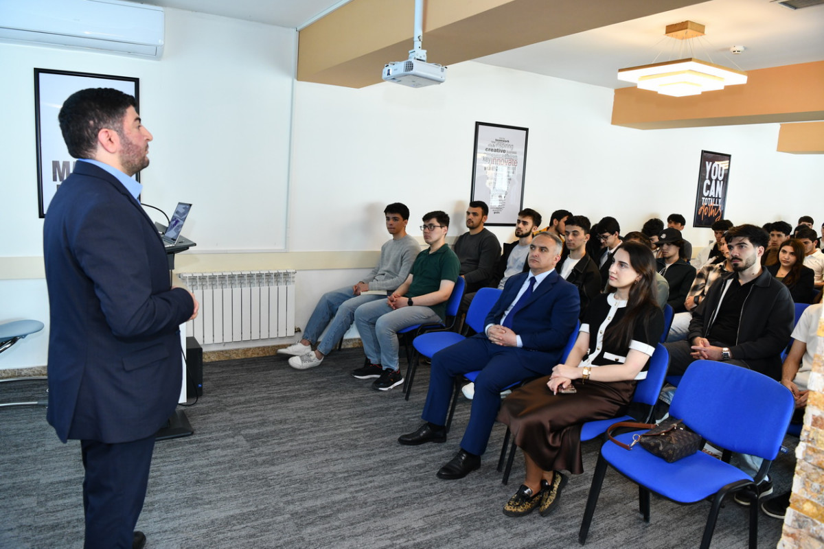 The "Enterprise Azerbaijan" portal held an info session and training on the "Startup School 4" project at ASOIU