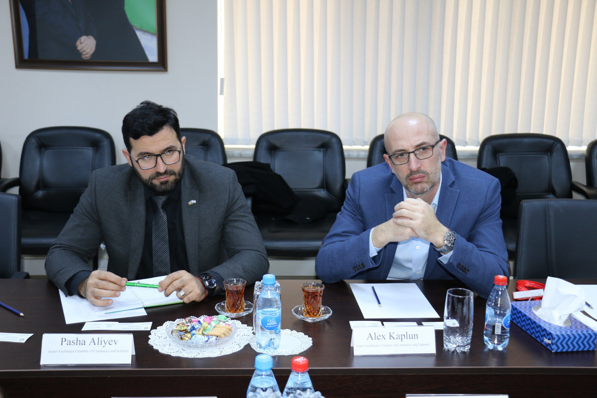 Meeting Held at CAERC with the President of the Israel-Azerbaijan Chamber of Commerce and Industry