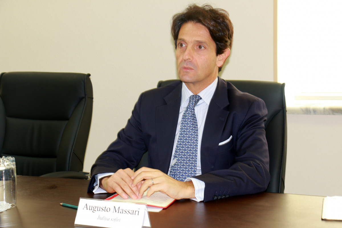 Visit of the Italian Ambassador to the Center for Analysis of Economic Reforms and Communication
